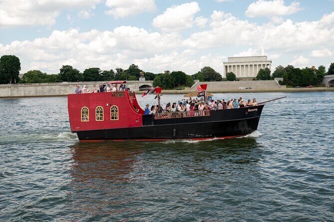 Pirate Ship Treasure Hunt Cruise along Potomac (Family-Friendly) - Key Points
