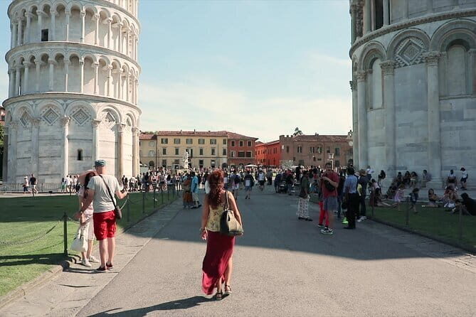 Pisa and the Leaning Tower Afternoon Tour from Florence - Arriving in Pisa: A Walk Through Piazza dei Miracoli