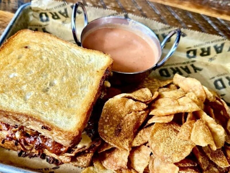 Pittsburgh: Downtown Food Tour with 6 Gems Food Tastings - The Walking and Logistics