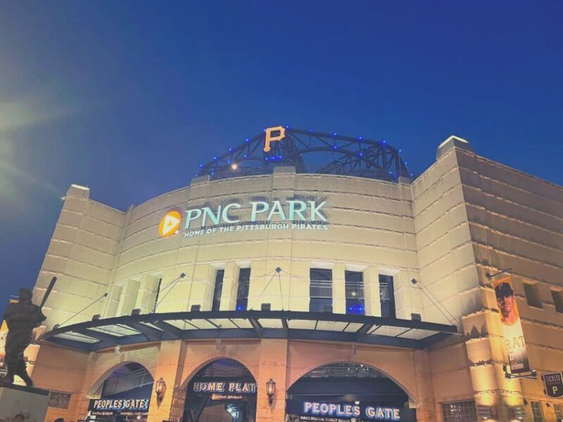 Pittsburgh: Pittsburgh Pirates Baseball Game Ticket - Who Will Love This Experience?