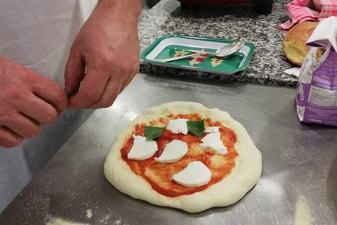 Pizza course in Catania with Show Cooking Cannolo - A Delicious Dive into Sicilian Cuisine: Pizza Course in Catania with Show Cooking Cannolo