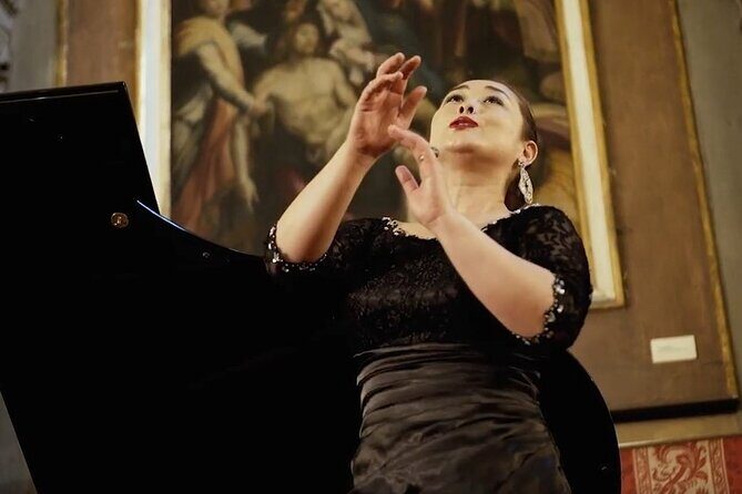 Pizza Dinner and Italian Opera Arias Concert in Florence - A Night of Authentic Florence: Pizza and Opera in a Historic Church