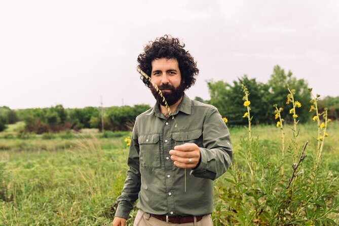 Plant and Prairie Tour - Discover the Hidden Prairie Ecosystem in Dallas