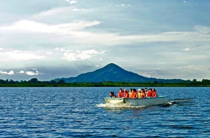 Platinum Round Mountain and Limón Beach Minimum 4 People - Exploring the Itinerary: What’s in Store