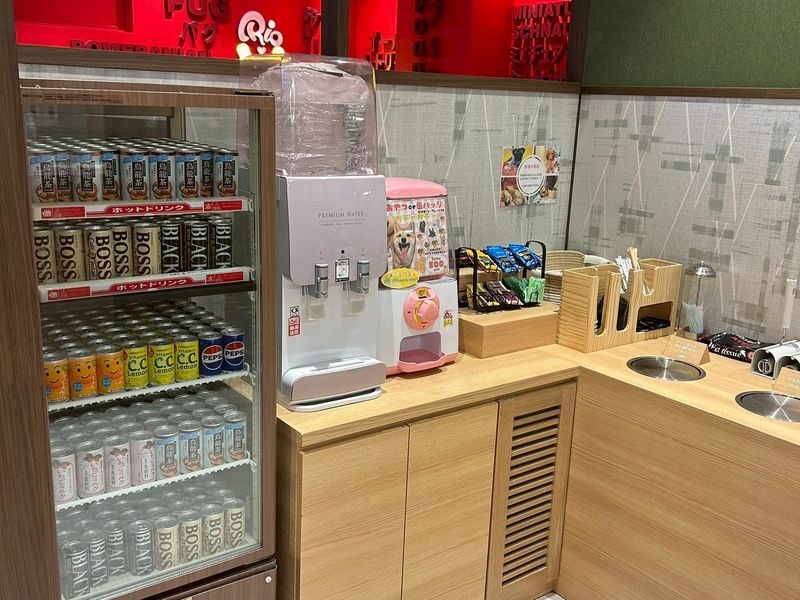Play with Dogs at Dog Cafe Rio Kyoto[Dog Cafe Rio Kyoto] - A good fit for friends, couples, and families