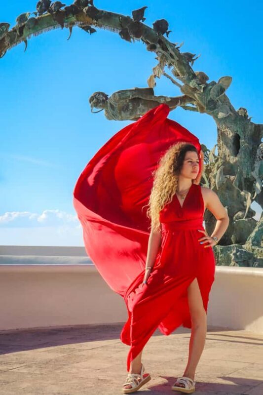 Playa del carmen: Flying dress walking tour with local guide - Exploring the Playa del Carmen Flying Dress Walking Tour