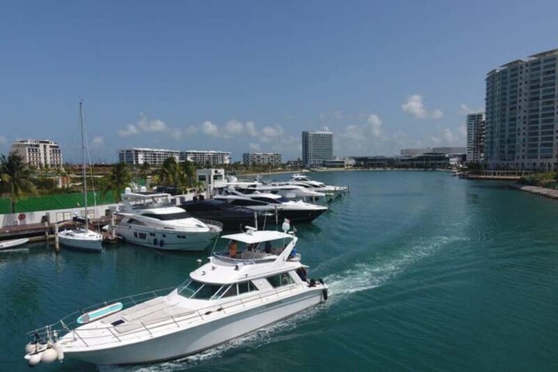 Playa Mujeres: Private Yacht Rental - 4hr SR55H4 #GMBSR55FUN - A Deep Dive Into the Playa Mujeres Private Yacht Experience