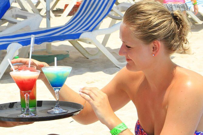 Playa Uvas Open Bar Exclusive Pass - An In-Depth Look at the Playa Uvas Experience