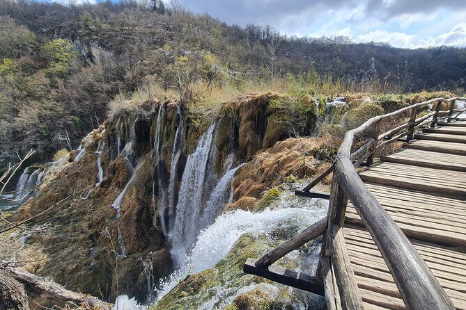 Plitvice Lakes Day Tour with Panoramic Boat Ride Ticket Reserved - FAQ