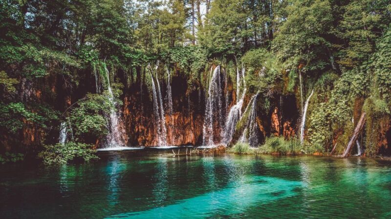 Plitvice Lakes National Park: Private Tour from Zadar - The Value of a Guided Private Tour