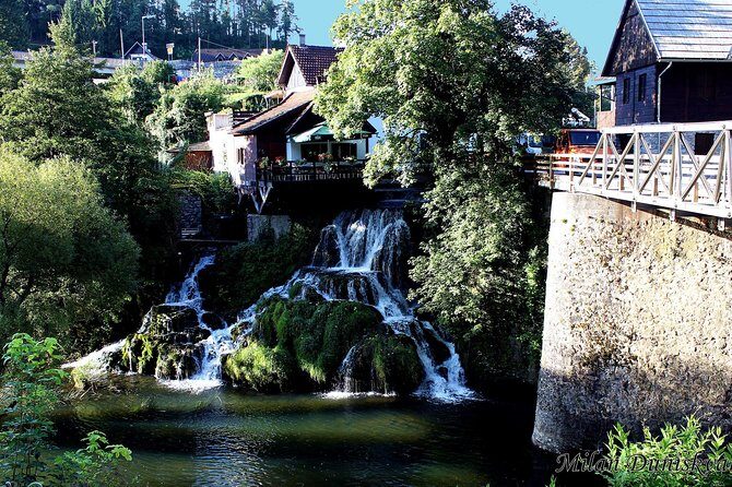 Plitvice Lakes NP and Rastoke Private Day Trip from Zagreb - Exploring the Tour: An In-Depth Look