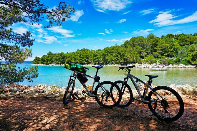 Plitvice Lakes Private Guided Tour from Zadar with Transfer to Zagreb - FAQ