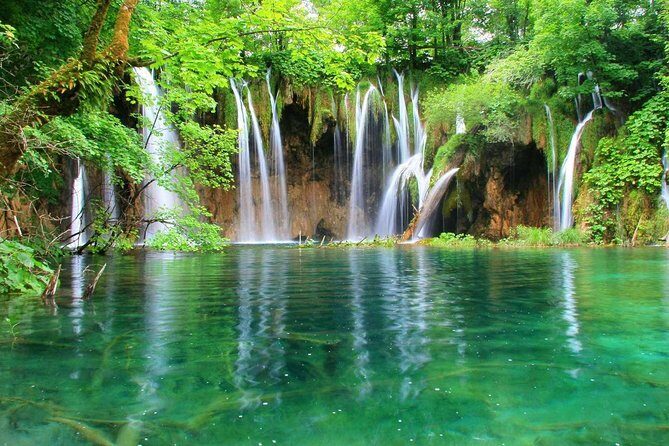 Plitvice Lakes Private Guided Tour from Zagreb with Transfer to Zadar - Key Points
