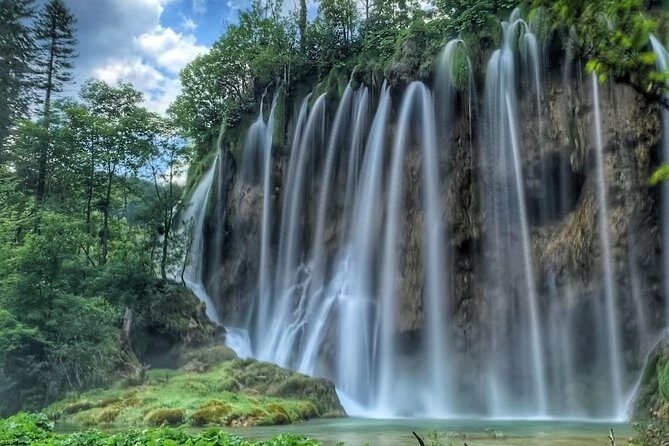 Plitvice Lakes Private Guided Tour from Zagreb with Transfer to Zadar - Authentic and Compact: Who Will Love It?