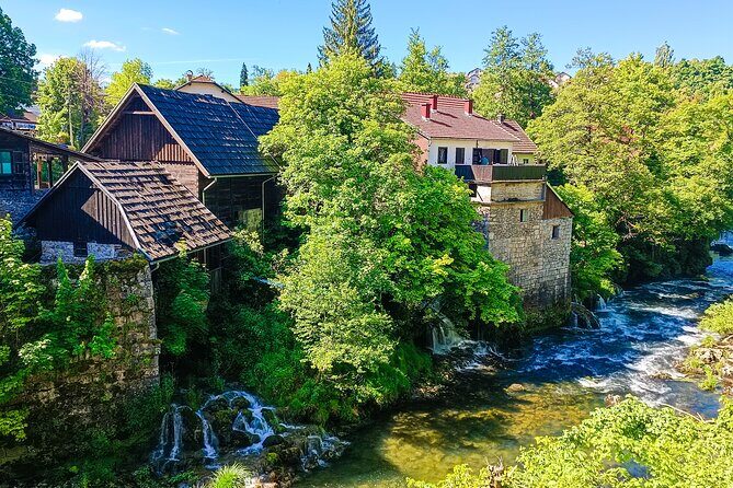 Plitvice & Rastoke guided tour w/ticket from Zagreb (8pax) EN/ES - Return Journey and Reflection