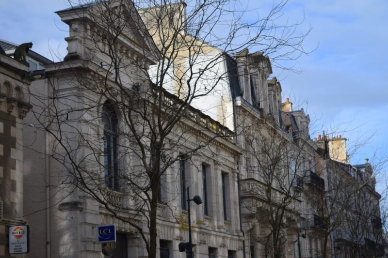 Poitiers: Discover all the City's Heritage in a Walking Tour - FAQ