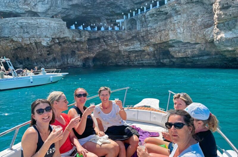 Polignano a Mare: Speedboat Cruise to Caves with Aperitif - A Deep Dive into the Experience