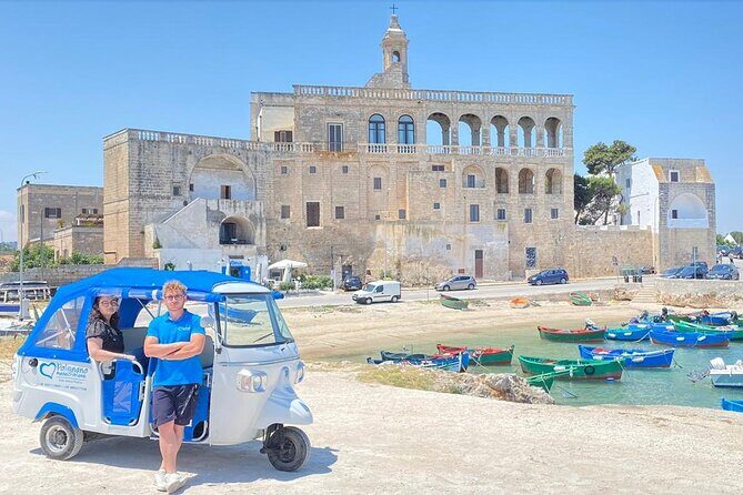 Polignano a Mare: Vintage Private Tour in TukTuk - Key Points