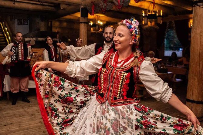 Polish Folk Show and Dinner From Krakow - Why This Tour Is a Great Choice