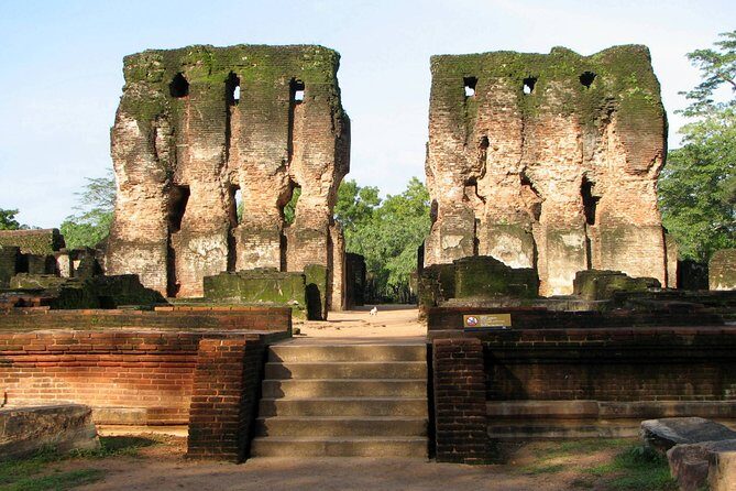 Polonnaruwa Day Tour with Lunch by Mahaweli - Exploring Polonnaruwa: A Deep Dive into the Tour Experience