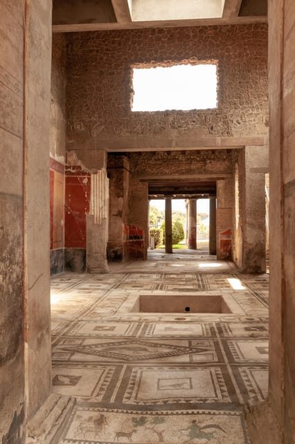 Pompei Guided Tour in Shared Formula - Exploring Pompeii in 2 Hours: What to Expect