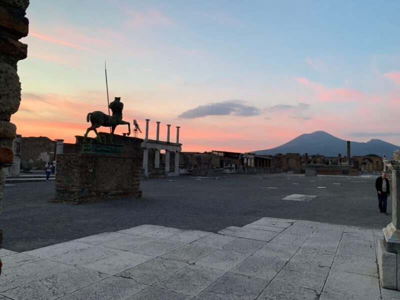 POMPEI SMALL GROUP MASSIMO 8 PERSONE - Key Points