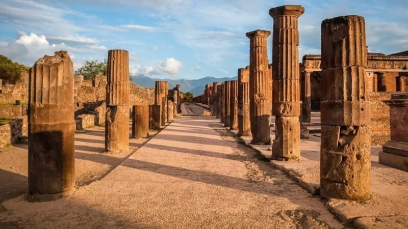 Pompeii: 2-Hour Group Walking Tour with Skip-the-Line Option - Final Thoughts: Who Should Consider This Tour?