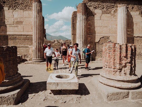 Pompeii and Herculaneum Private Walking Tour with an Archaeologist - Key Points