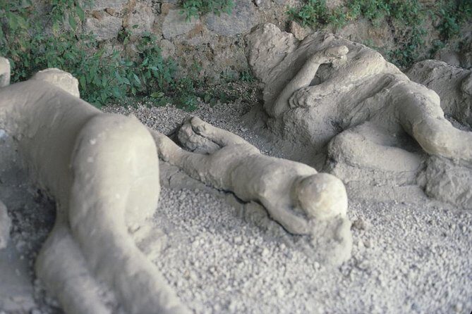 Pompeii and Mount Vesuvius Day Trip from Rome with Pizza Lunch - Reflection on the Experience: Balancing Value and Authenticity