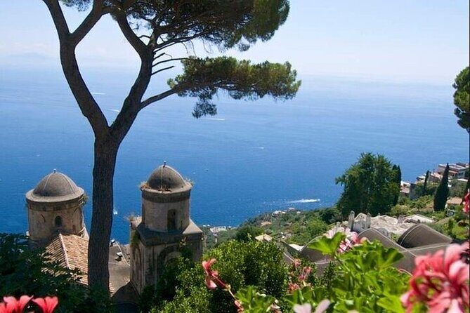 Pompeii and Naples' with World Famous Street Food - Key Points