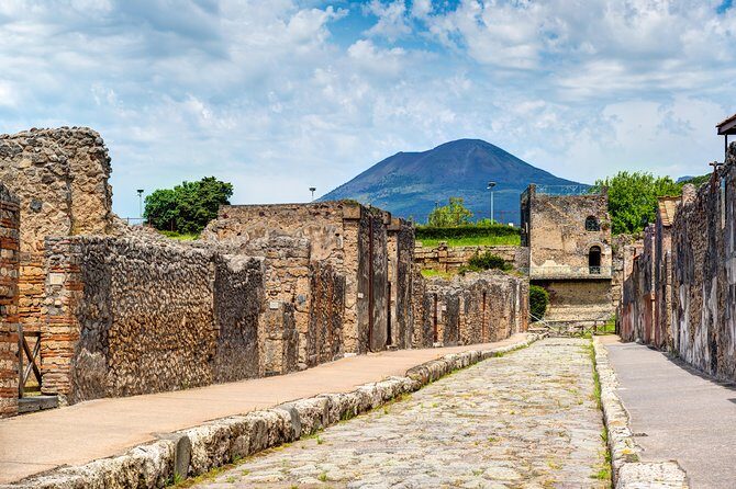 Pompeii and the Amalfi Coast private tour - Key Points