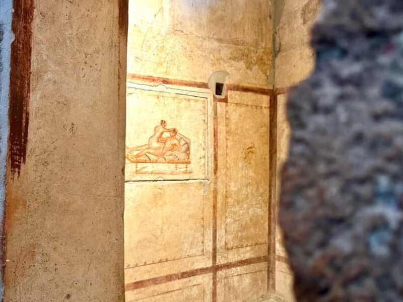 Pompeii: experience with a real archaeologist in a small group - Key Points