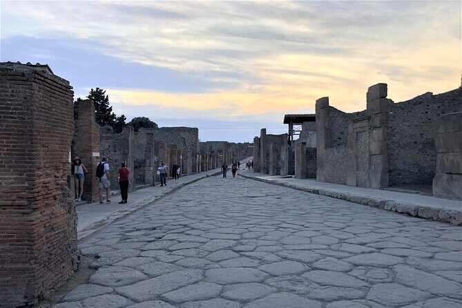 Pompeii from Afternoon to Sunset - FAQs