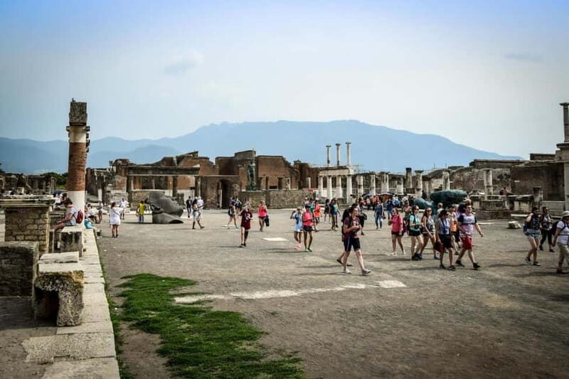 Pompeii: Group Tour with an Archeologist Guide - In-Depth Review of the Pompeii Group Tour
