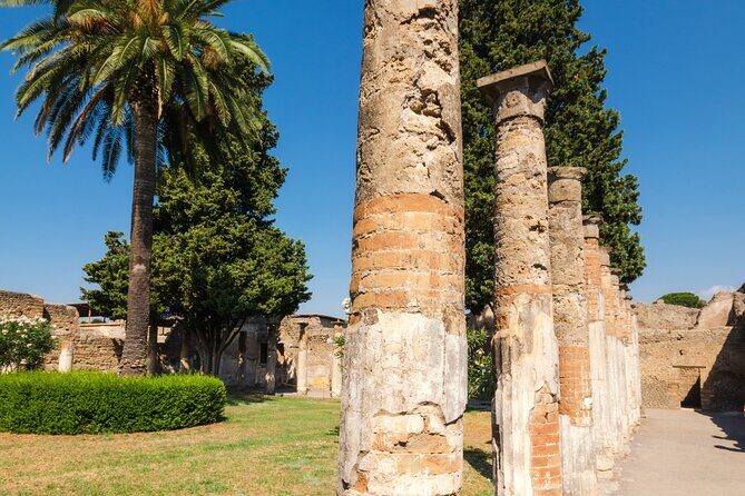 Pompeii guided group tour from Rome - Key Points