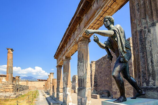 Pompeii guided group tour plus entry ticket - Key Points
