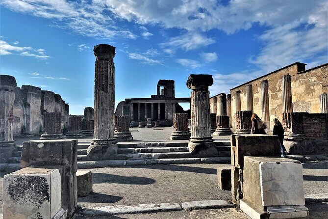 Pompeii Guided Tour with Skip the Line Entry - Discover Pompeii’s Ruins on a 2-Hour Guided Tour with Skip-the-Line Entry