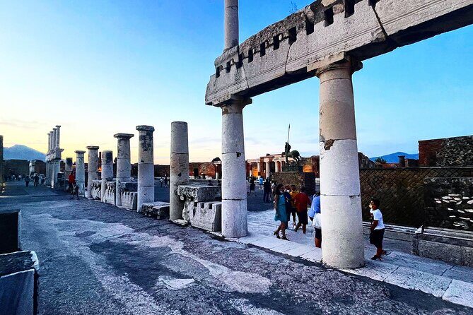 Pompeii Guided Tour with Skip the Line Entry - Key Points