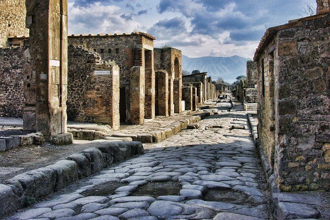 Pompeii, Herculaneum and Sorrento Private Day Tour from Rome - How Does the Price Stack Up?