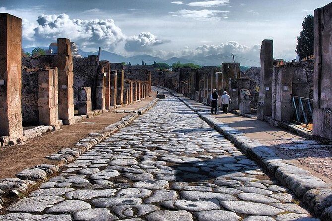 Pompeii & Mount Vesuvius Private Tour with Guide - Who Would Love This Tour?