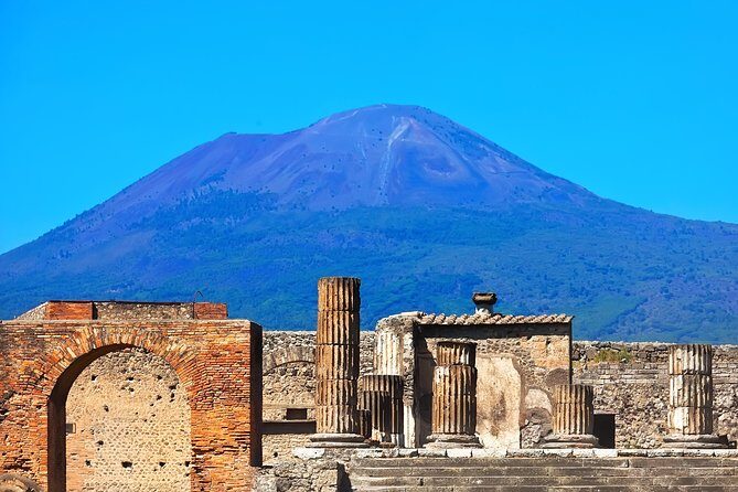 Pompeii, Positano,Sorrento with guide, tickets and lunch all included - Exploring the Itinerary in Detail