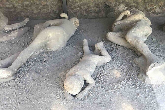 Pompeii Private Guided Half-Day Tour with transfer from Positano - FAQs
