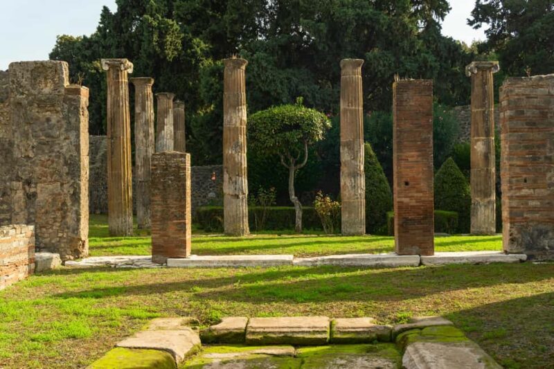 Pompeii: Skip-the-line Entry Ticket with Guided Tour and Transportation - Pompeii: Skip-the-line Entry Ticket with Guided Tour and Transportation