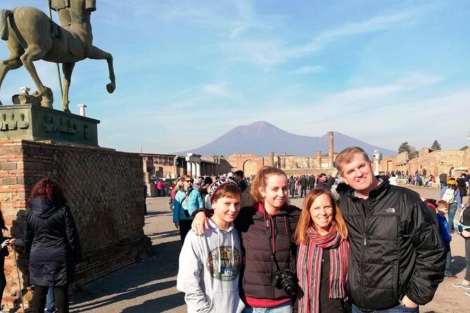 Pompeii Skip-the-Line Guided Tour for Kids & Families - An In-Depth Look at the Pompeii Tour for Kids & Families