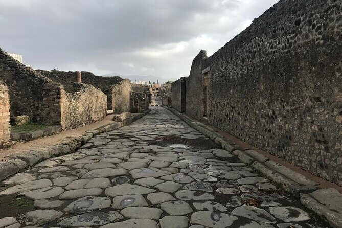 Pompeii - Small Group Tour (skip-the-line admission included) - Exploring Pompeii with Confidence: A Detailed Review