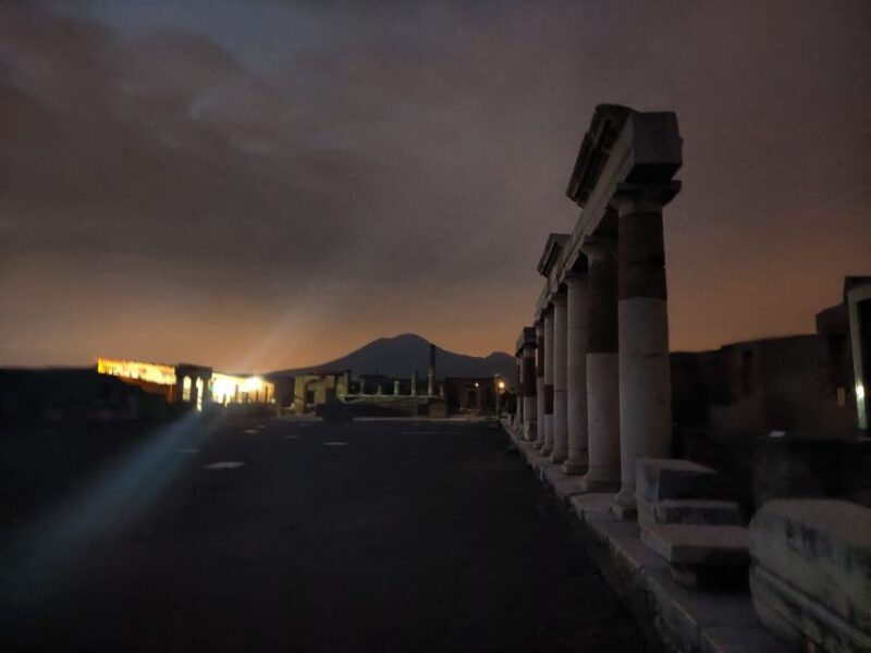Pompeii Sunset tour for small group - Why Choose the Pompeii Sunset Tour?