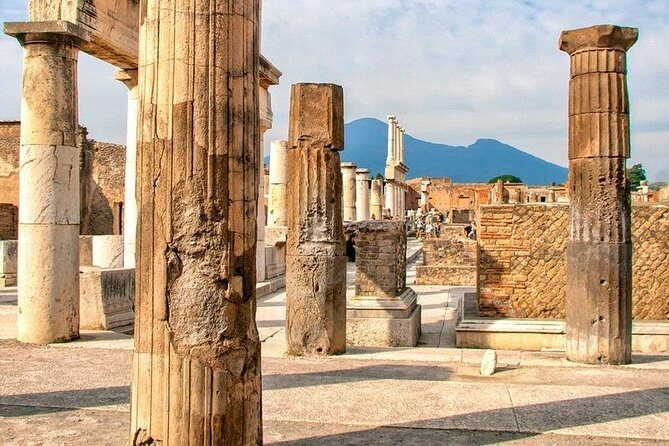 Pompeii & Vesuvio Full-Day Private Tour from Rome all inclusive SKIP THE LINE - Frequently Asked Questions