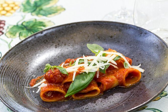 Pompeii Vineyard Escape: Private Wine Tasting & Lunch - A Detailed Look at the Pompeii Vineyard Escape Experience