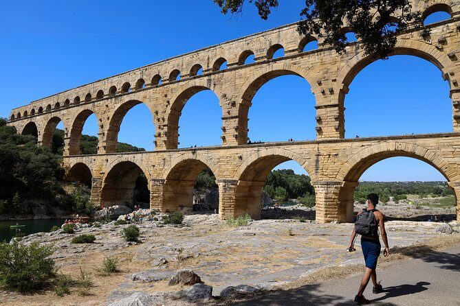 Pont du Gard to Villeneuve Les Avignon & Châteauneuf du Pape wine private tour - Exploring the Heart of Roman and Provençal Heritage