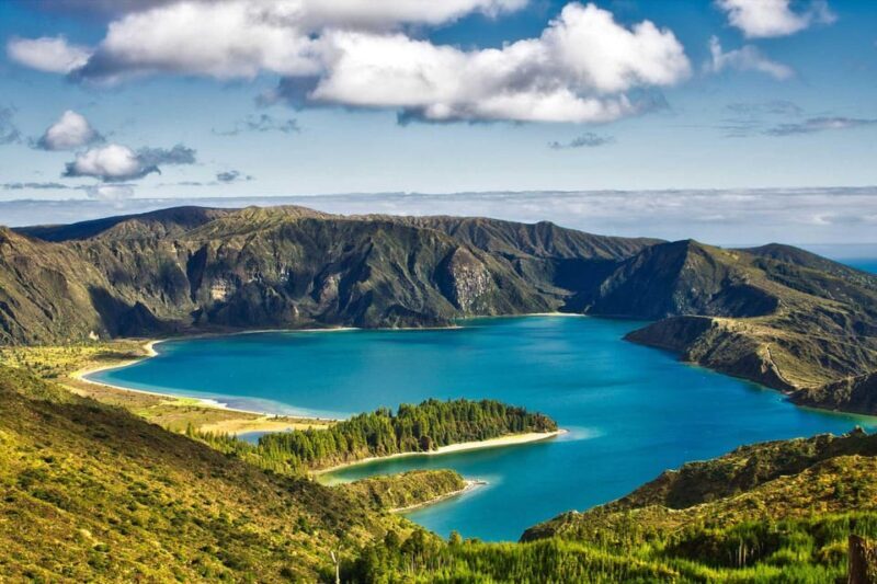 Ponta Delgada: Beauties of São Miguel Island Private Tour - Exploring the Route in Detail